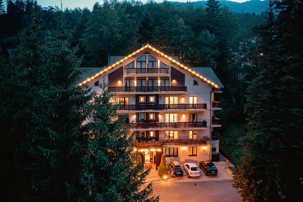 Hotel Regal Sinaia Esterno foto